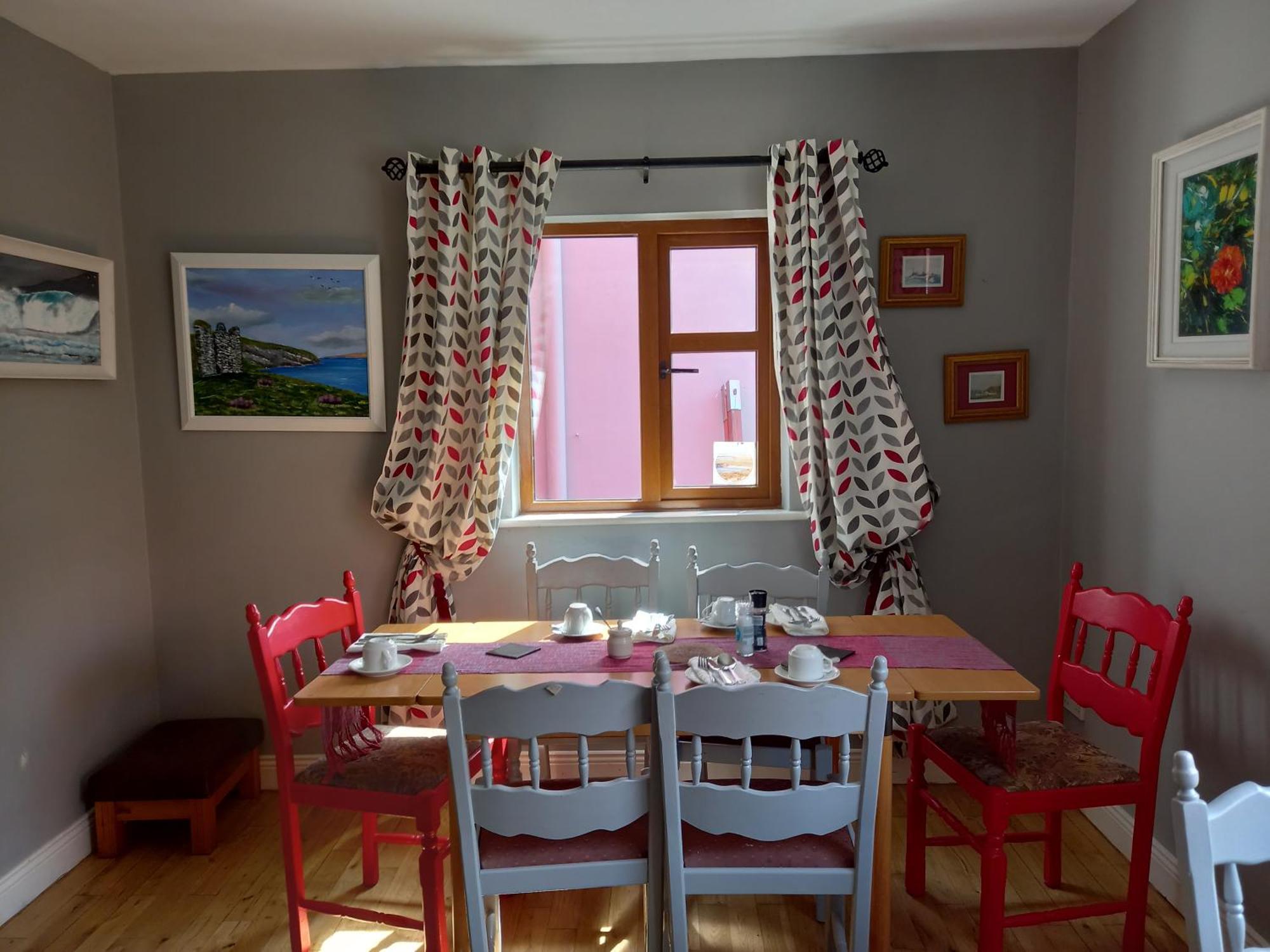 Baywatch Inn Дингл Номер фото
